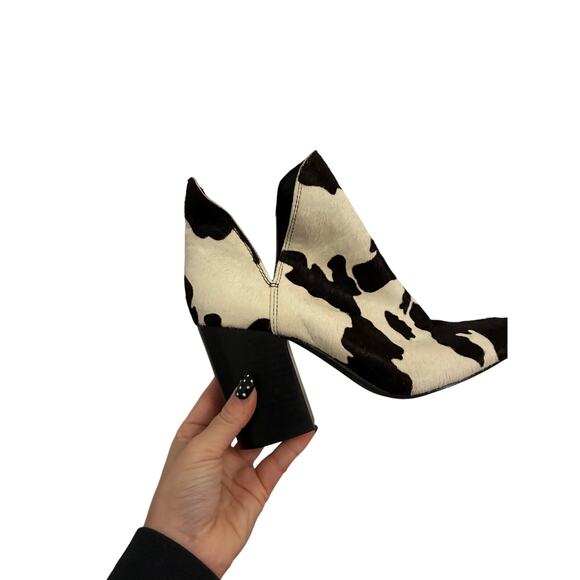Steve Madden Rookie Genuine Calf Hair Ankle Boots Cow Print Black White Western - Picture 8 of 9
